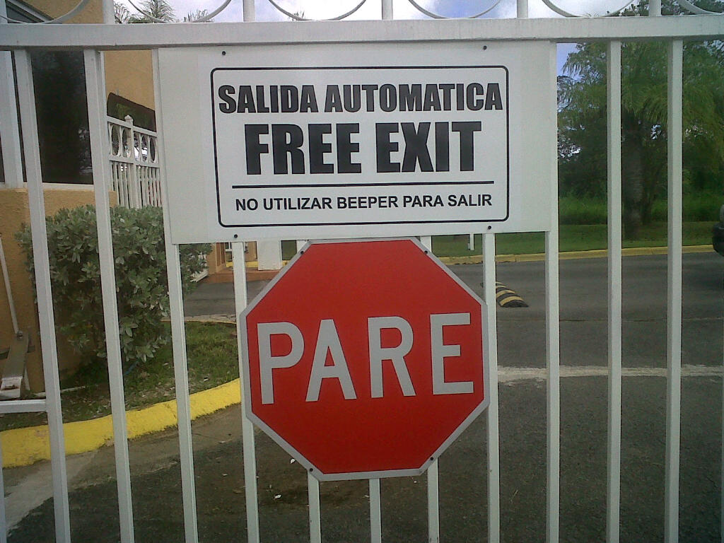 Spanglish Example Photo: FREE EXIT